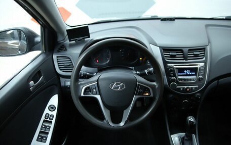 Hyundai Solaris II рестайлинг, 2015 год, 930 000 рублей, 13 фотография