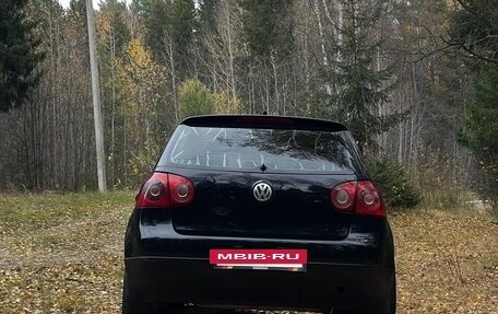 Volkswagen Golf V, 2004 год, 330 000 рублей, 3 фотография