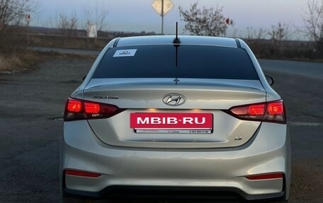 Hyundai Solaris II рестайлинг, 2018 год, 1 600 000 рублей, 3 фотография
