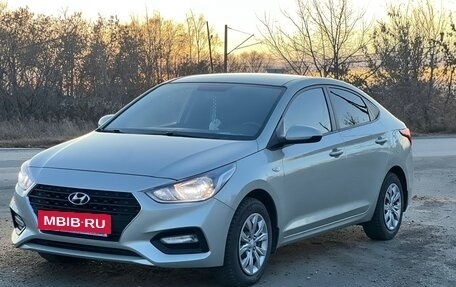 Hyundai Solaris II рестайлинг, 2018 год, 1 600 000 рублей, 6 фотография