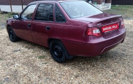 Daewoo Nexia I рестайлинг, 2010 год, 135 000 рублей, 4 фотография