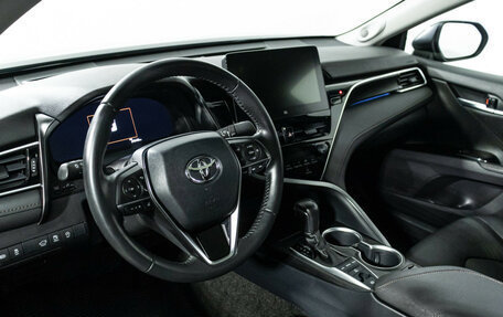 Toyota Camry, 2023 год, 3 885 000 рублей, 11 фотография