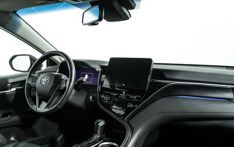 Toyota Camry, 2023 год, 3 885 000 рублей, 9 фотография