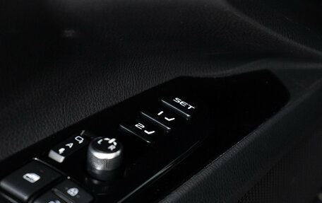 Toyota Camry, 2023 год, 3 885 000 рублей, 17 фотография