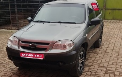 Chevrolet Niva I рестайлинг, 2018 год, 800 000 рублей, 1 фотография