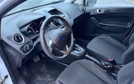 Ford Fiesta, 2015 год, 900 000 рублей, 7 фотография