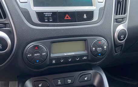 Hyundai ix35 I рестайлинг, 2013 год, 975 000 рублей, 8 фотография