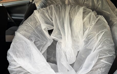 Toyota RAV4, 2014 год, 2 000 000 рублей, 14 фотография