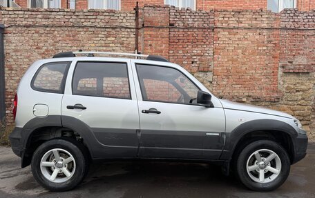 Chevrolet Niva I рестайлинг, 2012 год, 595 000 рублей, 3 фотография