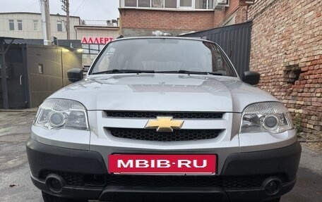Chevrolet Niva I рестайлинг, 2012 год, 595 000 рублей, 6 фотография