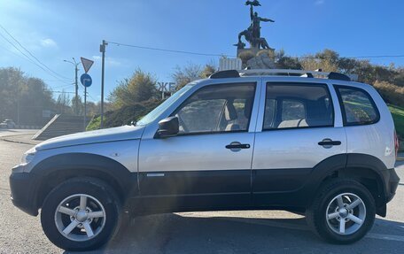 Chevrolet Niva I рестайлинг, 2012 год, 595 000 рублей, 24 фотография