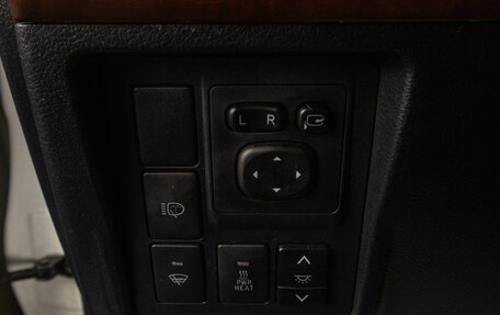 Toyota Land Cruiser Prado 150 рестайлинг 2, 2014 год, 3 369 000 рублей, 10 фотография