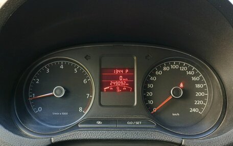 Volkswagen Polo VI (EU Market), 2012 год, 490 000 рублей, 13 фотография