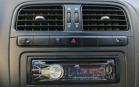 Volkswagen Polo VI (EU Market), 2012 год, 490 000 рублей, 19 фотография