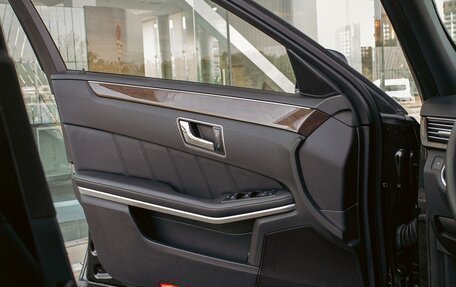 Mercedes-Benz E-Класс, 2011 год, 1 255 000 рублей, 12 фотография