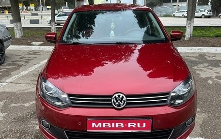 Volkswagen Polo VI (EU Market), 2014 год, 1 150 000 рублей, 1 фотография
