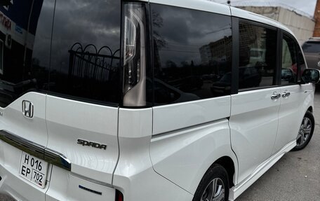 Honda Stepwgn IV, 2019 год, 2 690 000 рублей, 3 фотография