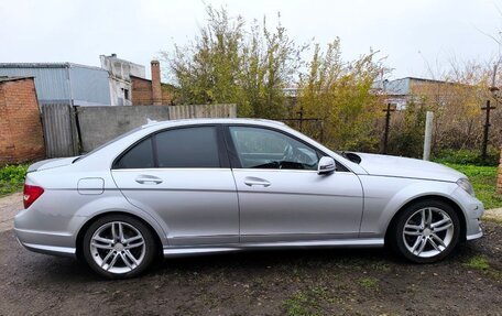 Mercedes-Benz C-Класс, 2013 год, 1 500 000 рублей, 2 фотография
