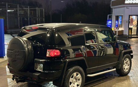 Toyota FJ Cruiser, 2006 год, 2 350 000 рублей, 6 фотография