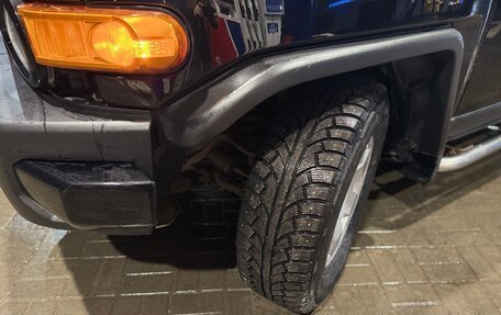 Toyota FJ Cruiser, 2006 год, 2 350 000 рублей, 10 фотография