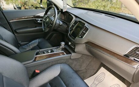 Volvo XC90 II рестайлинг, 2017 год, 3 170 000 рублей, 22 фотография