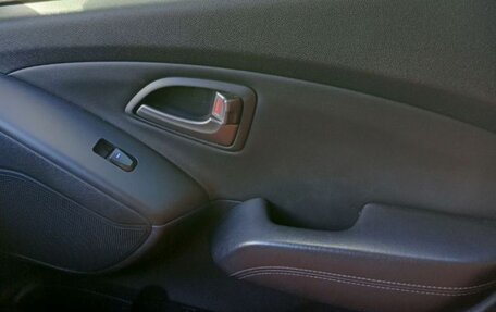 Hyundai ix35 I рестайлинг, 2013 год, 1 350 000 рублей, 6 фотография