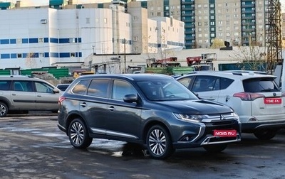 Mitsubishi Outlander III рестайлинг 3, 2021 год, 3 390 000 рублей, 1 фотография