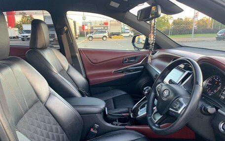 Toyota Harrier, 2018 год, 3 050 000 рублей, 14 фотография