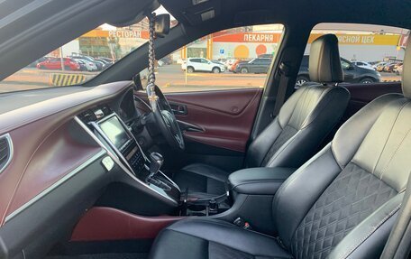 Toyota Harrier, 2018 год, 3 050 000 рублей, 13 фотография