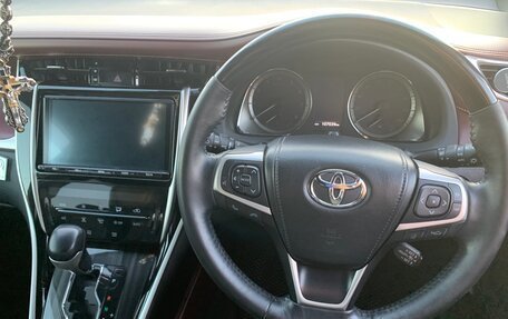 Toyota Harrier, 2018 год, 3 050 000 рублей, 15 фотография