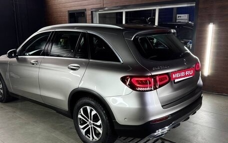 Mercedes-Benz GLC, 2019 год, 3 150 000 рублей, 2 фотография