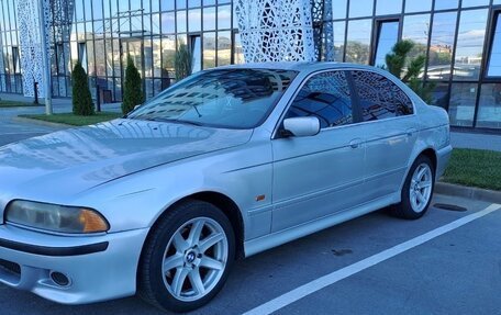 BMW 5 серия, 2001 год, 400 000 рублей, 2 фотография