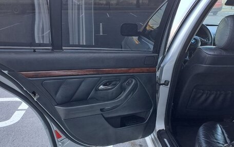 BMW 5 серия, 2001 год, 400 000 рублей, 9 фотография