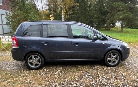 Opel Zafira B, 2008 год, 1 200 000 рублей, 3 фотография