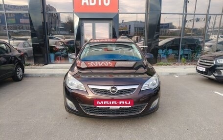 Opel Astra J, 2012 год, 730 000 рублей, 2 фотография