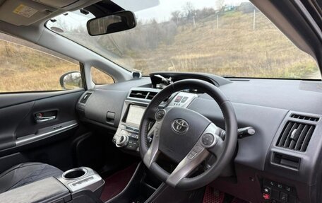 Toyota Prius, 2015 год, 1 100 000 рублей, 11 фотография