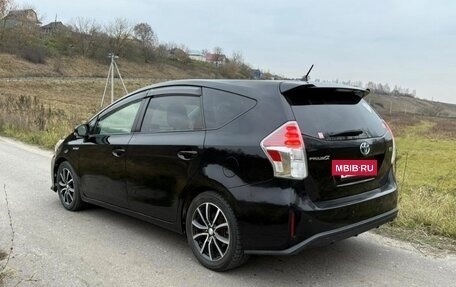 Toyota Prius, 2015 год, 1 100 000 рублей, 2 фотография