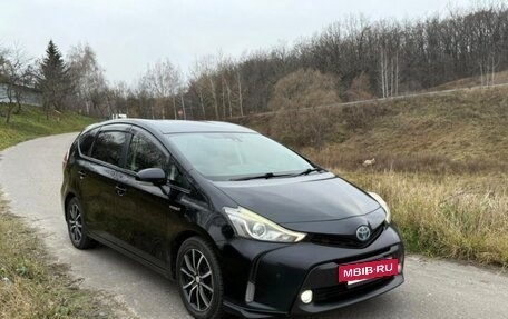 Toyota Prius, 2015 год, 1 100 000 рублей, 4 фотография