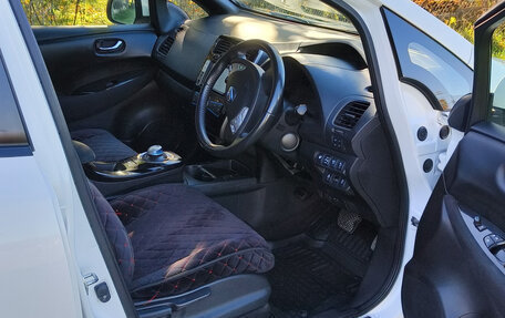 Nissan Leaf I, 2015 год, 830 000 рублей, 2 фотография