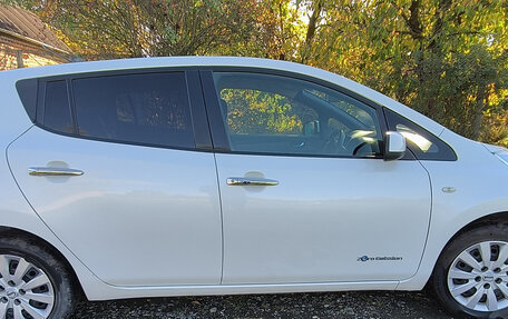 Nissan Leaf I, 2015 год, 830 000 рублей, 4 фотография