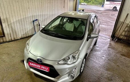 Toyota Aqua I, 2017 год, 1 050 000 рублей, 13 фотография