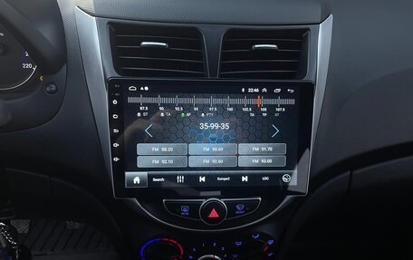 Hyundai Solaris II рестайлинг, 2013 год, 849 000 рублей, 13 фотография