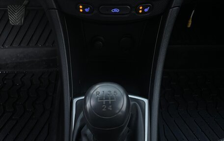 Hyundai Solaris II рестайлинг, 2013 год, 849 000 рублей, 12 фотография