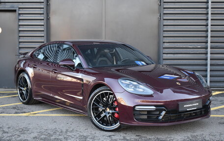 Porsche Panamera II рестайлинг, 2019 год, 10 500 000 рублей, 2 фотография