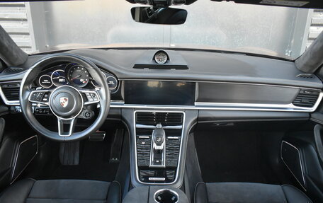Porsche Panamera II рестайлинг, 2019 год, 10 500 000 рублей, 11 фотография
