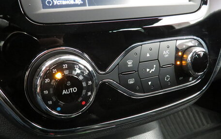 Renault Kaptur I рестайлинг, 2016 год, 1 345 000 рублей, 12 фотография