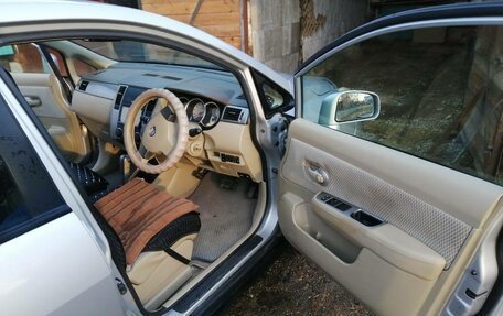 Nissan Tiida, 2010 год, 720 000 рублей, 4 фотография