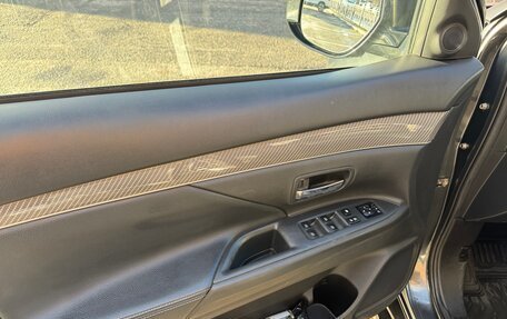 Mitsubishi Outlander III рестайлинг 3, 2021 год, 3 390 000 рублей, 27 фотография