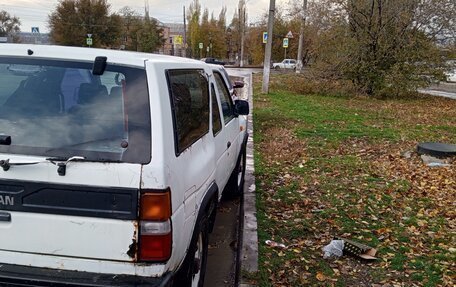 Nissan Terrano II рестайлинг, 1988 год, 165 000 рублей, 4 фотография
