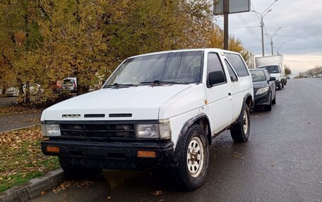 Nissan Terrano II рестайлинг, 1988 год, 165 000 рублей, 3 фотография